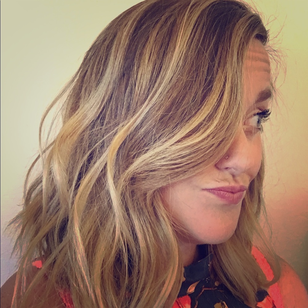 Meet your Posher, Angela